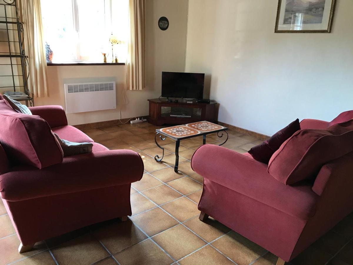 Charming Gite In Brittany Plenee-Jugon Extérieur photo